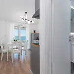 Apartament Sea View Karmen Jesenice (Split-Dalmatia)