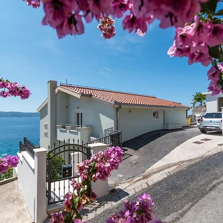 Sea View Karmen Apartment Jesenice (Split-Dalmatia)