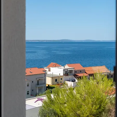 Apartment Sea View Karmen *